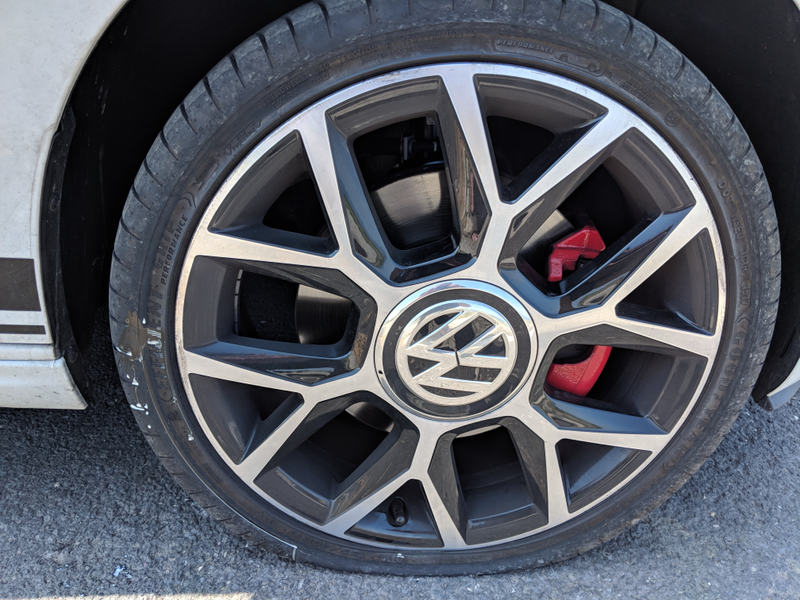 Illustration for article titled Low-Profile Tires Are Ruining Modern Cars